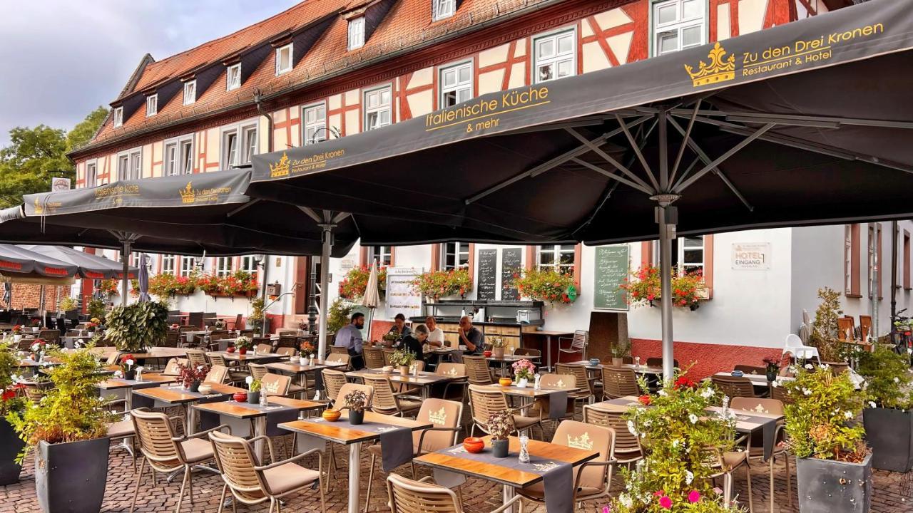 Hotel Zu Den Drei Kronen Seligenstadt Exterior photo